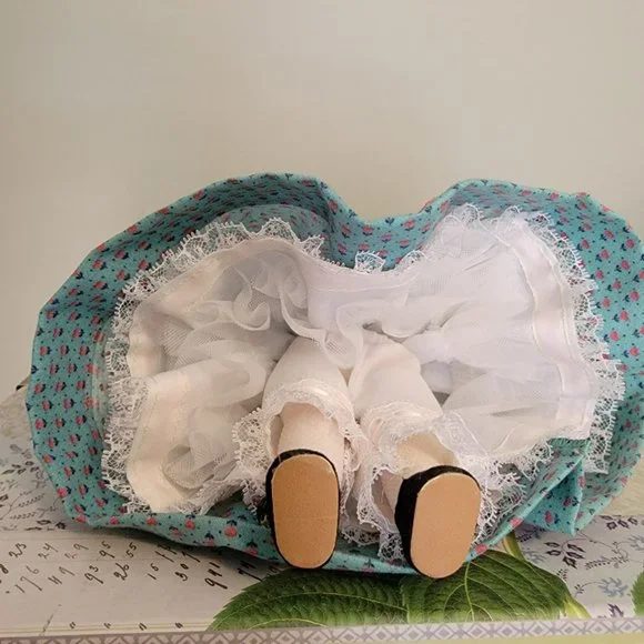 Vintage Madame Alexander Doll 8" Beth - Little Women - Picture 7 of 10